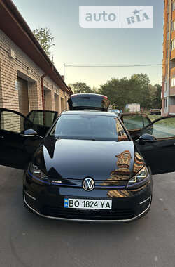 Хетчбек Volkswagen e-Golf 2015 в Тернополі