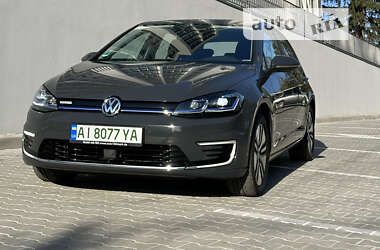 Хэтчбек Volkswagen e-Golf 2020 в Киеве