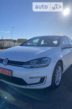 Хэтчбек Volkswagen e-Golf 2017 в Виннице