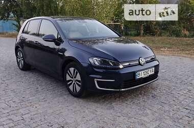 Хэтчбек Volkswagen e-Golf 2015 в Полтаве