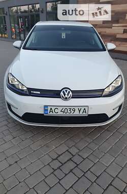 Хэтчбек Volkswagen e-Golf 2014 в Луцке