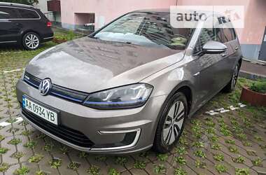 Хетчбек Volkswagen e-Golf 2015 в Борисполі