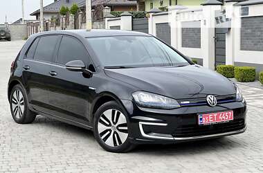 Хетчбек Volkswagen e-Golf 2015 в Рівному