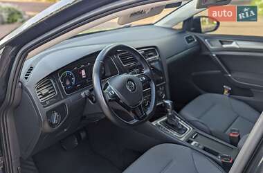 Хэтчбек Volkswagen e-Golf 2018 в Ивано-Франковске