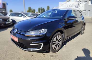 Хетчбек Volkswagen e-Golf 2015 в Києві