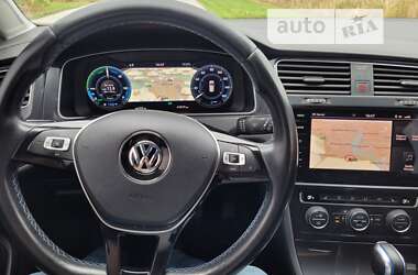 Хэтчбек Volkswagen e-Golf 2019 в Мукачево