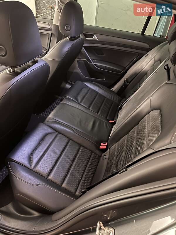 Хетчбек Volkswagen e-Golf 2019 в Запоріжжі