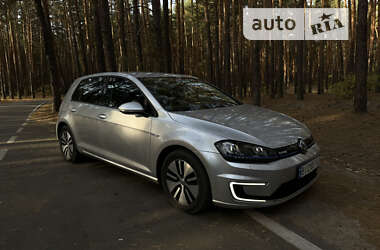 Хэтчбек Volkswagen e-Golf 2016 в Полтаве