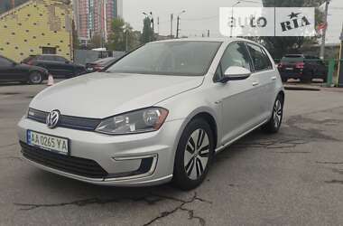 Хетчбек Volkswagen e-Golf 2016 в Києві