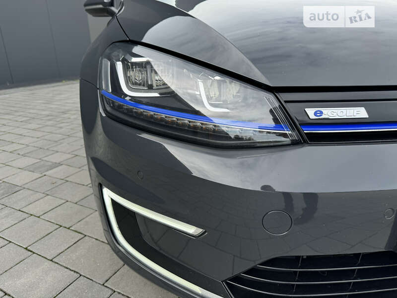 Хэтчбек Volkswagen e-Golf 2015 в Хмельницком