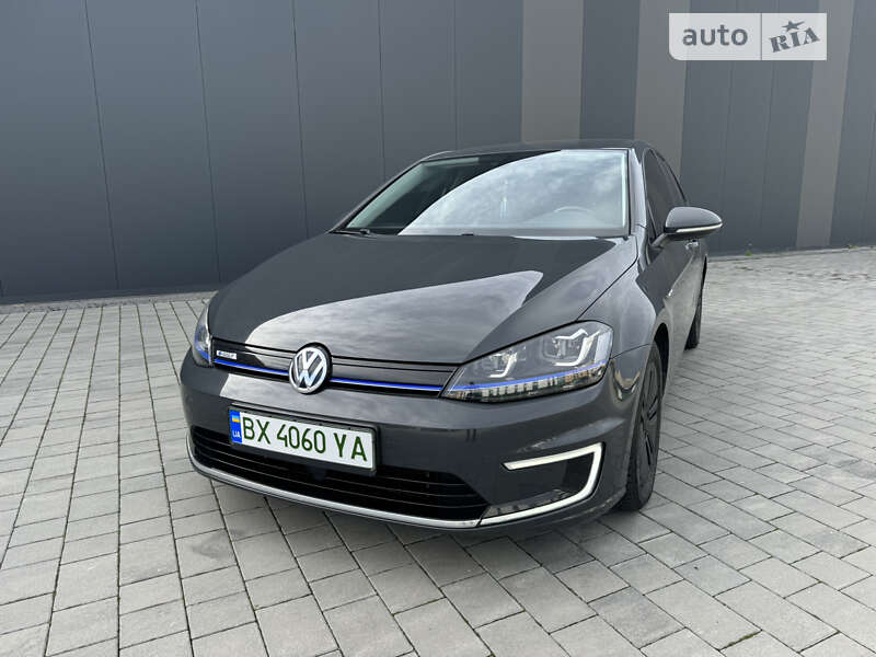 Хэтчбек Volkswagen e-Golf 2015 в Хмельницком