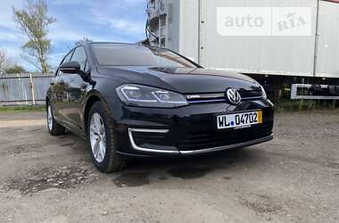 Хетчбек Volkswagen e-Golf 2019 в Чернівцях