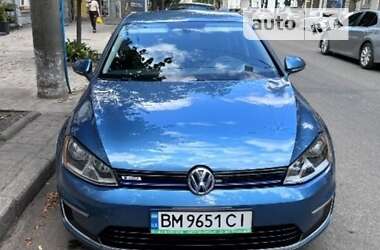 Хэтчбек Volkswagen e-Golf 2016 в Сумах