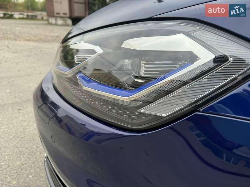 Хетчбек Volkswagen e-Golf 2020 в Івано-Франківську
