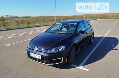 Хэтчбек Volkswagen e-Golf 2016 в Ровно