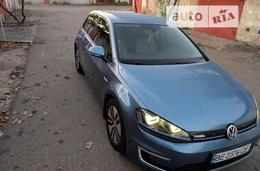 Хетчбек Volkswagen e-Golf 2015 в Миколаєві