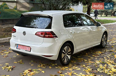 Хетчбек Volkswagen e-Golf 2015 в Рівному