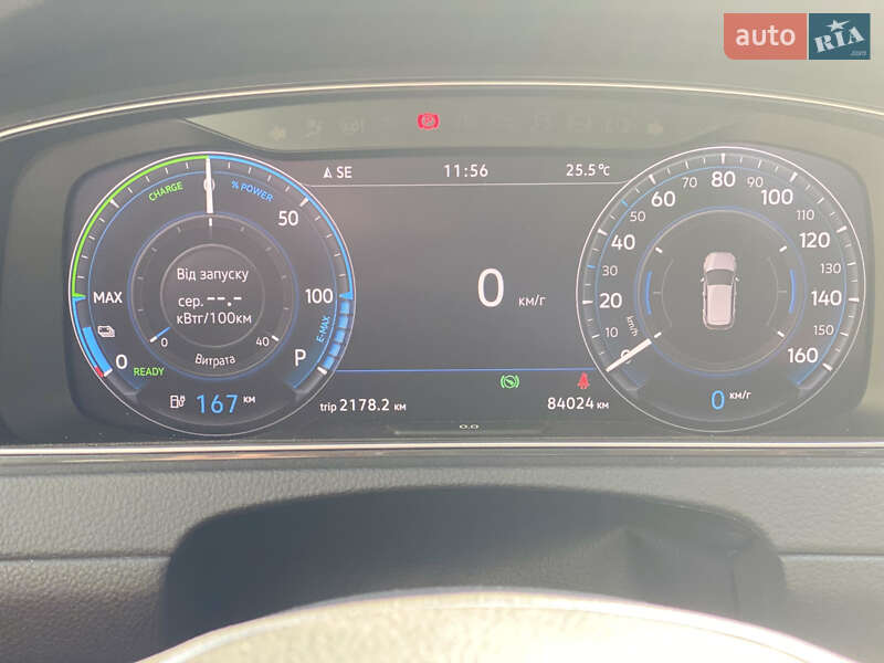 Хэтчбек Volkswagen e-Golf 2017 в Днепре фото 28 Хэтчбек Volkswagen e-Golf 2017 в Днепре