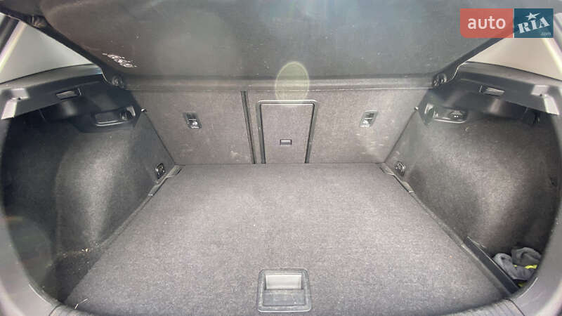 Хэтчбек Volkswagen e-Golf 2017 в Днепре фото 33 Хэтчбек Volkswagen e-Golf 2017 в Днепре