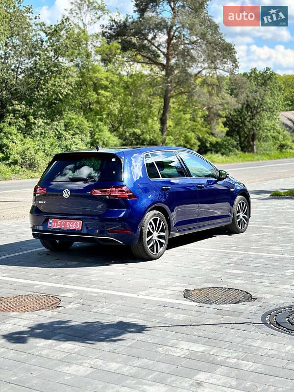 Хетчбек Volkswagen e-Golf 2018 в Ужгороді
