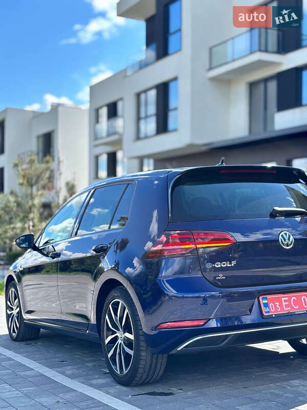 Хетчбек Volkswagen e-Golf 2018 в Ужгороді