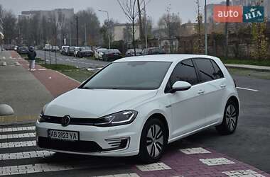 Хэтчбек Volkswagen e-Golf 2019 в Львове