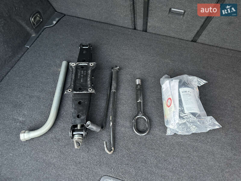 Хетчбек Volkswagen e-Golf 2015 в Сокалі