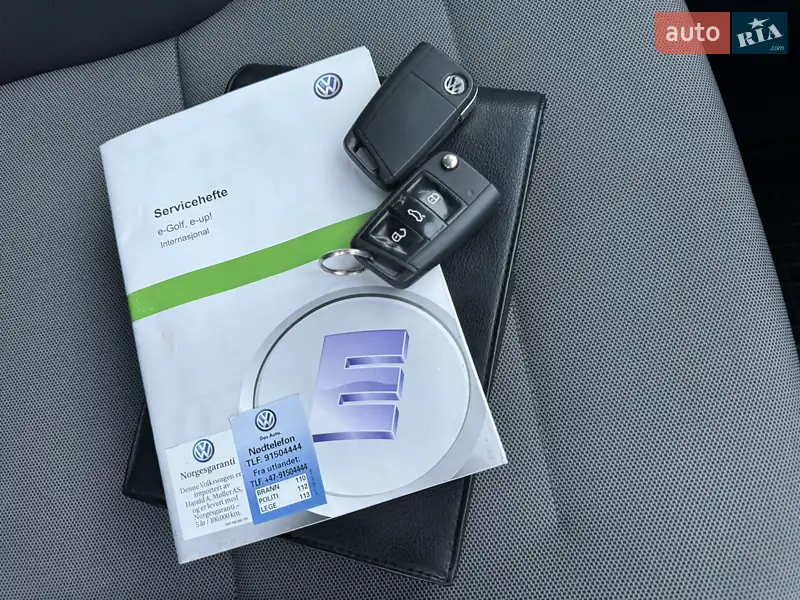 Хетчбек Volkswagen e-Golf 2015 в Сокалі документ