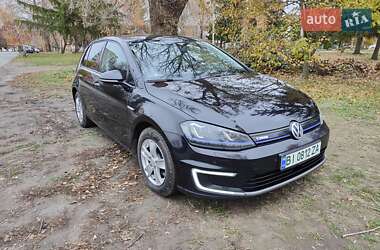 Хэтчбек Volkswagen e-Golf 2015 в 