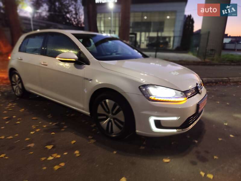 Volkswagen e-Golf 2014