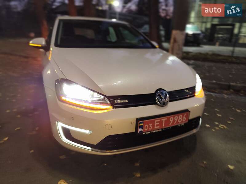 Хетчбек Volkswagen e-Golf 2014 в Києві фото 4 Хетчбек Volkswagen e-Golf 2014 в Києві