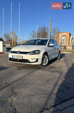 Хэтчбек Volkswagen e-Golf 2014 в Гнивани