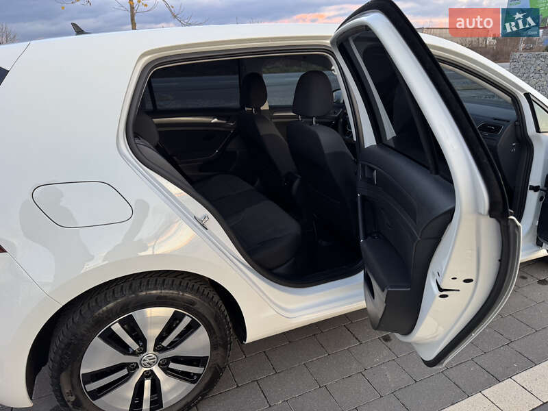Хэтчбек Volkswagen e-Golf 2020 в Мукачево