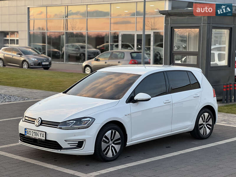 Хэтчбек Volkswagen e-Golf 2020 в Мукачево