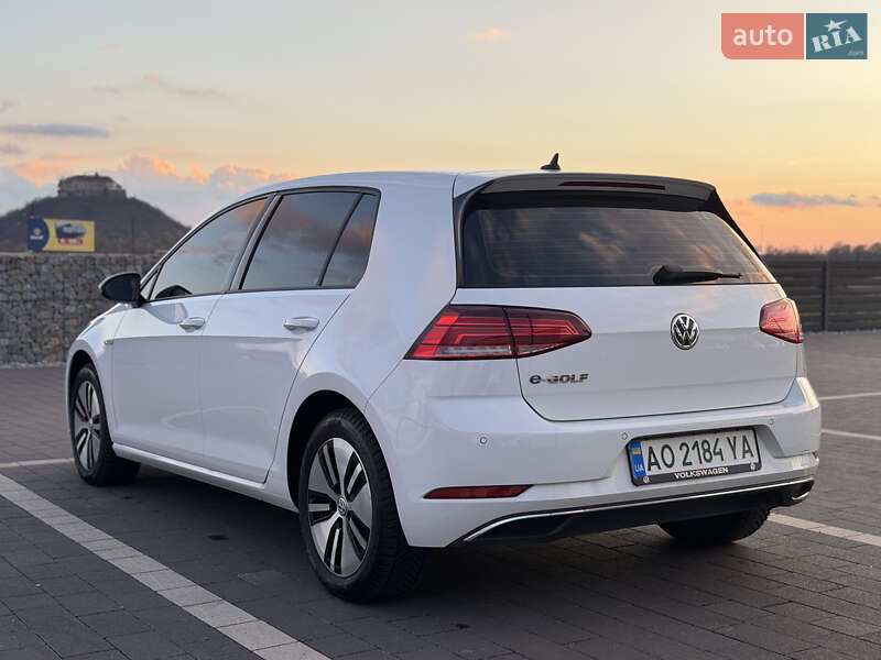 Хэтчбек Volkswagen e-Golf 2020 в Мукачево