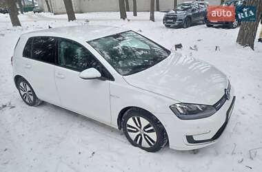 Хетчбек Volkswagen e-Golf 2014 в Житомирі