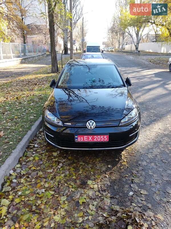 Хетчбек Volkswagen e-Golf 2015 в Запоріжжі