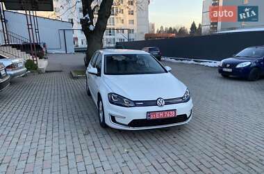 Хэтчбек Volkswagen e-Golf 2015 в Черновцах