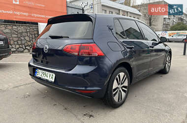 Хетчбек Volkswagen e-Golf 2016 в Кременчуці