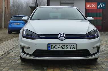 Хетчбек Volkswagen e-Golf 2015 в Самборі