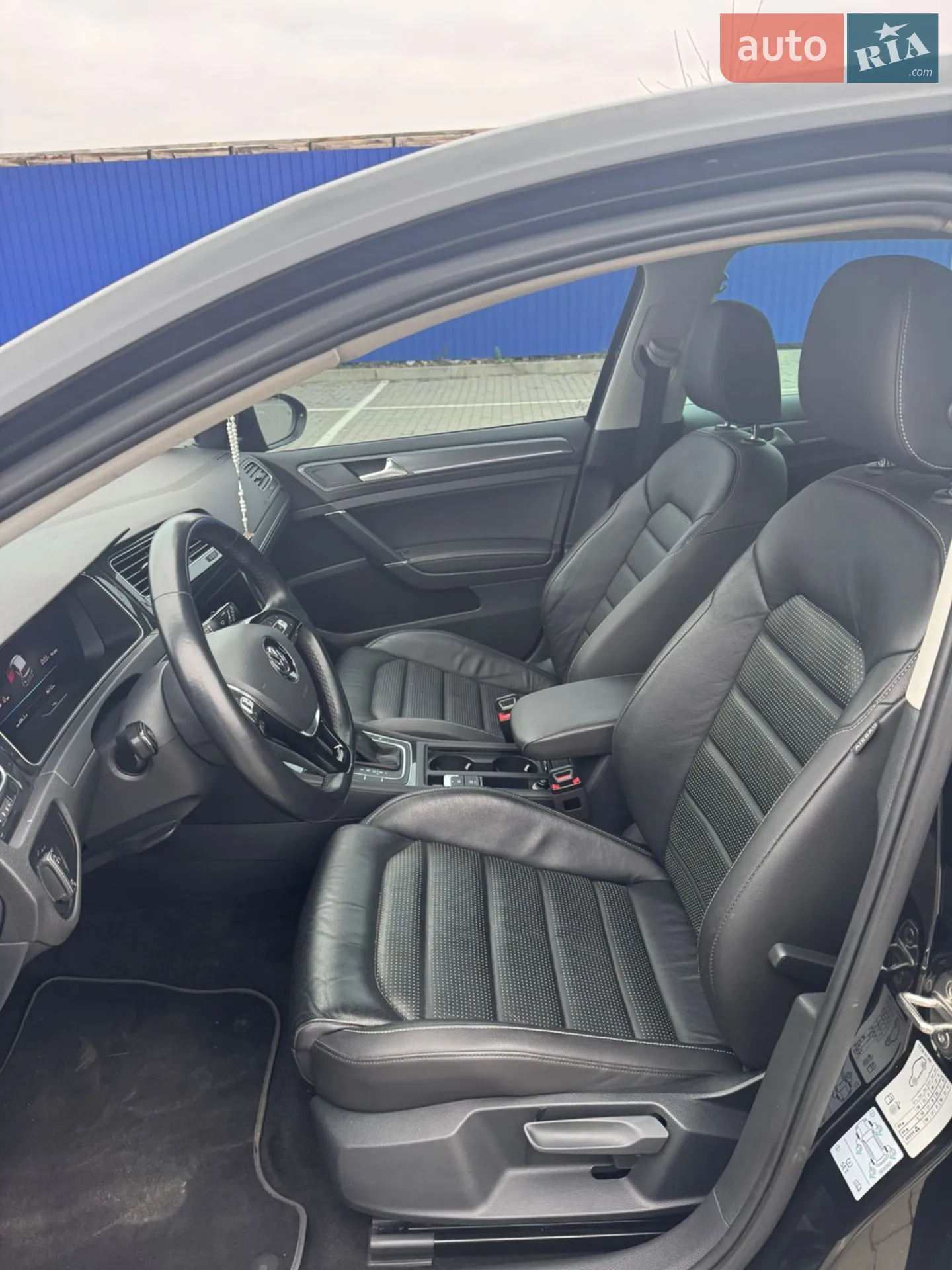 2019 Volkswagen Golf - мініатюра 24