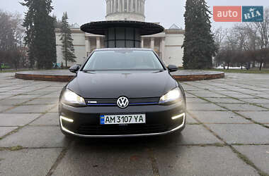 Хетчбек Volkswagen e-Golf 2016 в 