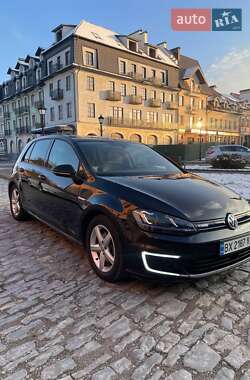 Хетчбек Volkswagen e-Golf 2015 в Кам'янець-Подільському