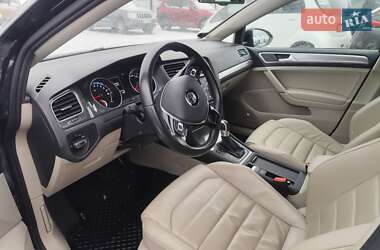 Хетчбек Volkswagen e-Golf 2015 в Києві