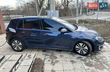 Хетчбек Volkswagen e-Golf 2014 в Харкові