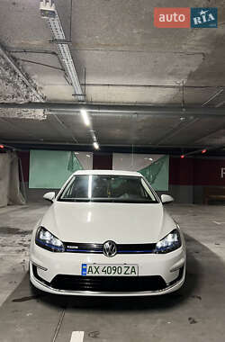 Хетчбек Volkswagen e-Golf 2015 в Харкові