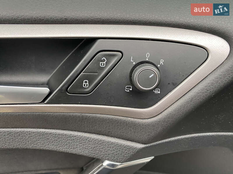 Хетчбек Volkswagen e-Golf 2015 в Білій Церкві