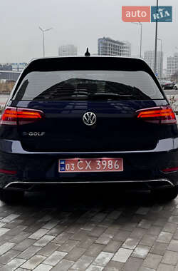 Хэтчбек Volkswagen e-Golf 2019 в Киеве