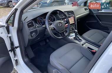 Хетчбек Volkswagen e-Golf 2020 в Львові