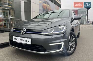 Хетчбек Volkswagen e-Golf 2018 в Києві